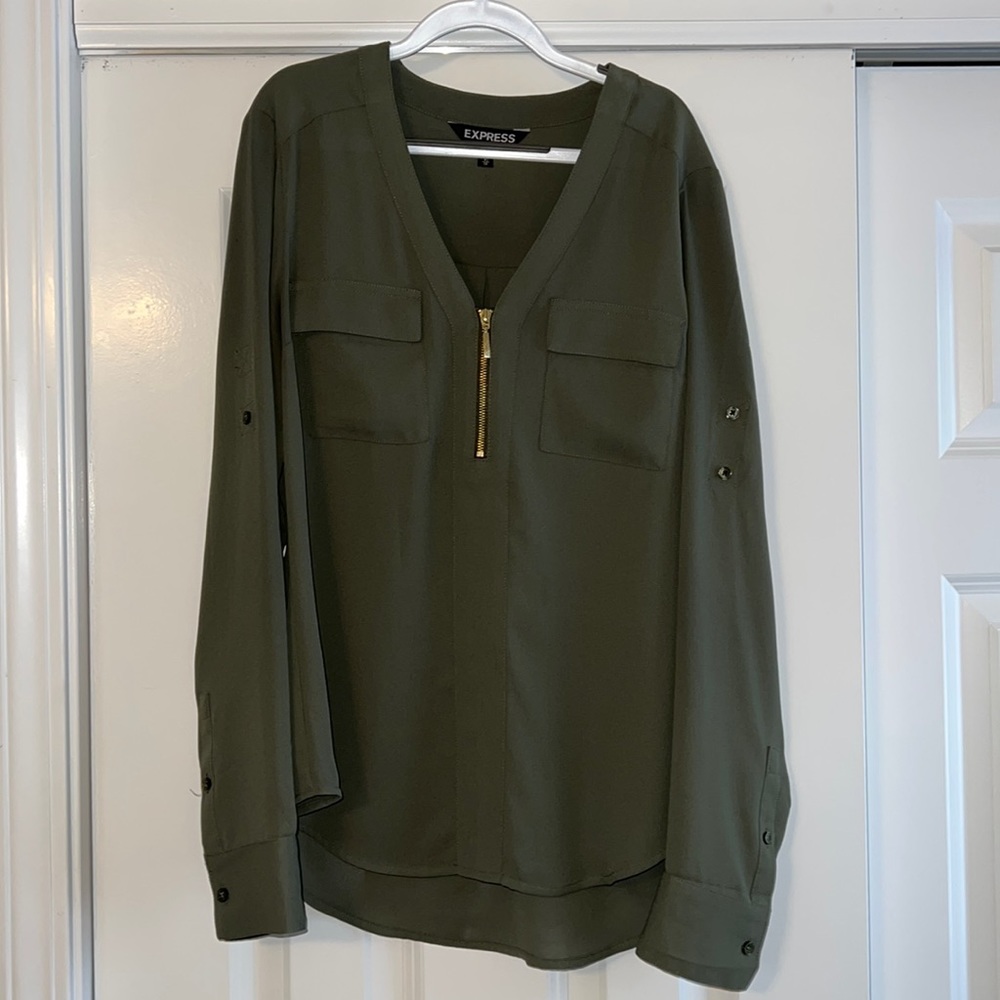 Express Solid Zip Front Chelsea Popover Top